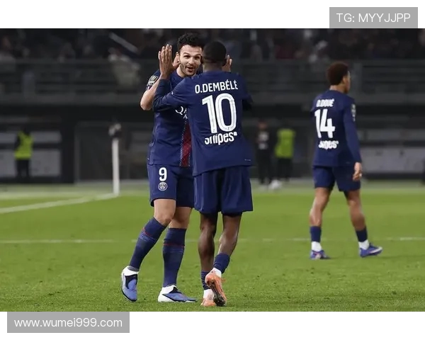 巴黎摩纳哥首发阵容揭晓德罗杜埃维蒂尼亚领衔出战